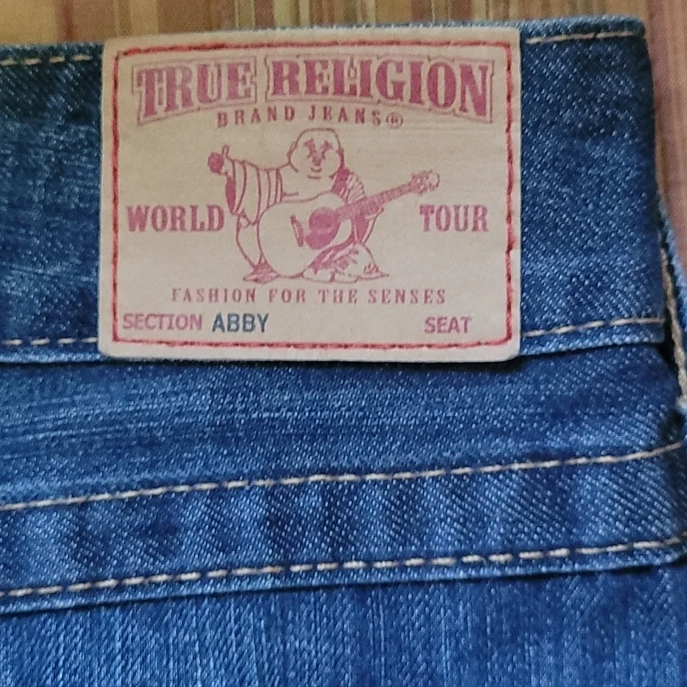 True Religion Abby fray hem denim skirt